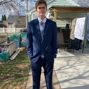 Meet your Posher, Dustin